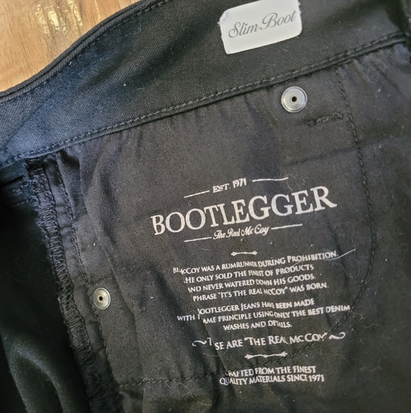 Women's Size 27 Bootlegger Jeans with stretch - Picture 6 of 7
